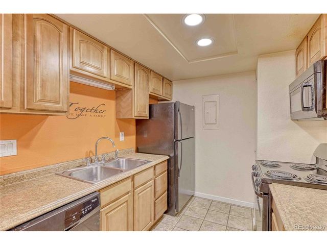 1757 S Pitkin St A, Aurora, CO 80017