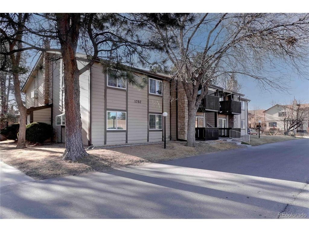 1757 S Pitkin St A, Aurora, CO 80017