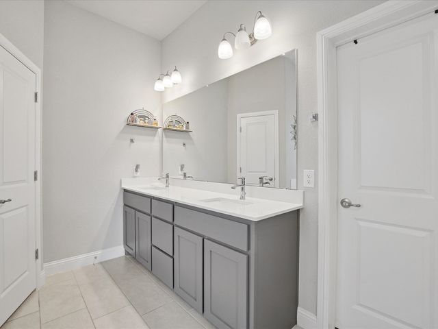 3711 Walnut Ridge Drive, Grand Prairie, TX 76065