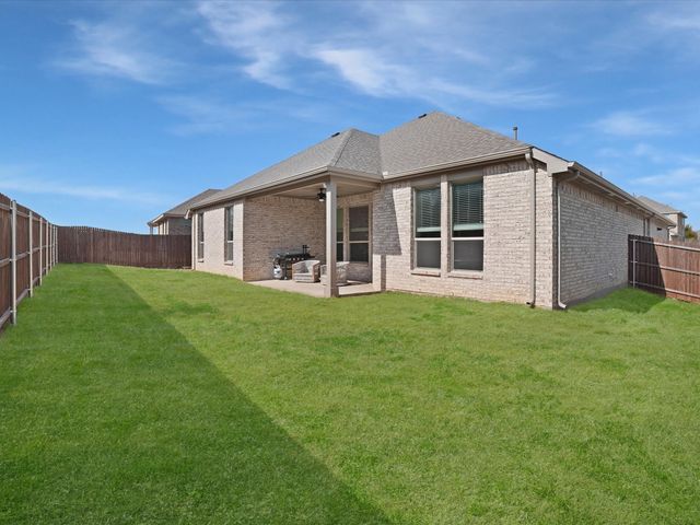 3711 Walnut Ridge Drive, Grand Prairie, TX 76065