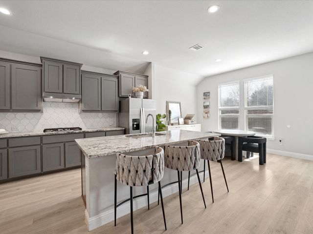 3711 Walnut Ridge Drive, Grand Prairie, TX 76065