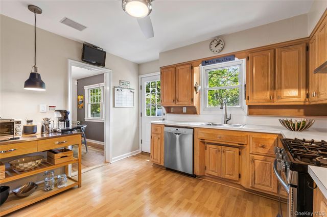 1185 Weaver Street, New Rochelle, NY 10804