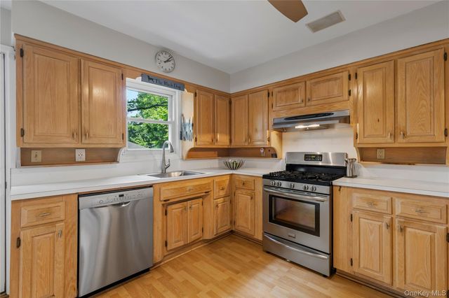 1185 Weaver Street, New Rochelle, NY 10804