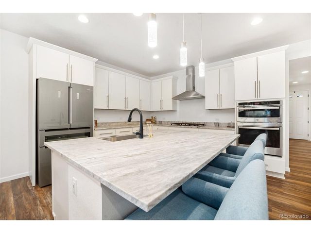 24777 E Alamo Pl, Aurora, CO 80016