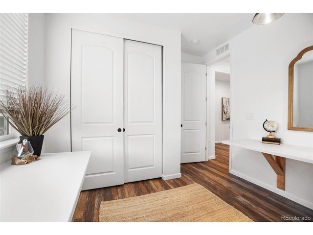 24777 E Alamo Pl, Aurora, CO 80016