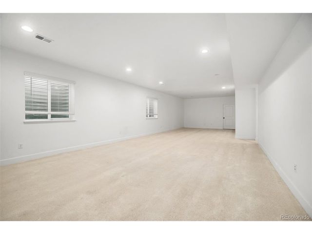 24777 E Alamo Pl, Aurora, CO 80016