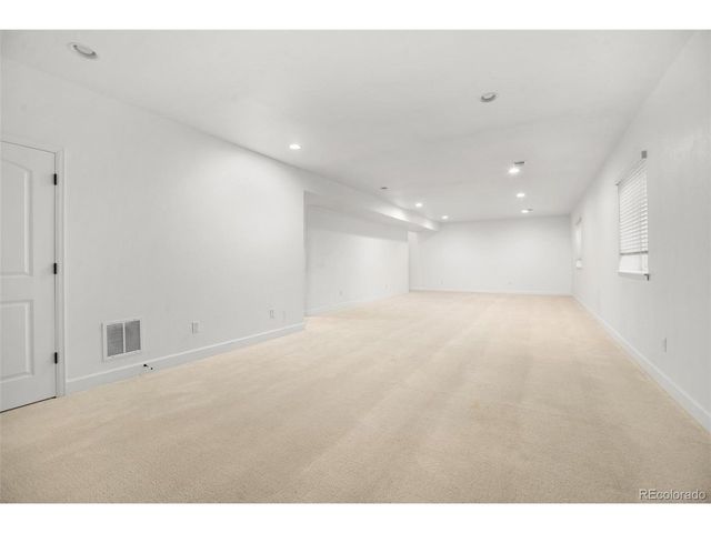 24777 E Alamo Pl, Aurora, CO 80016