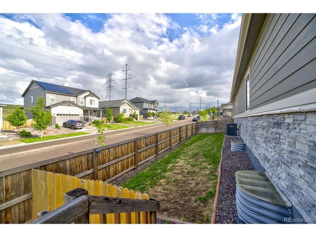 24777 E Alamo Pl, Aurora, CO 80016