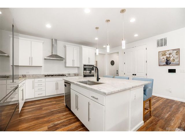 24777 E Alamo Pl, Aurora, CO 80016