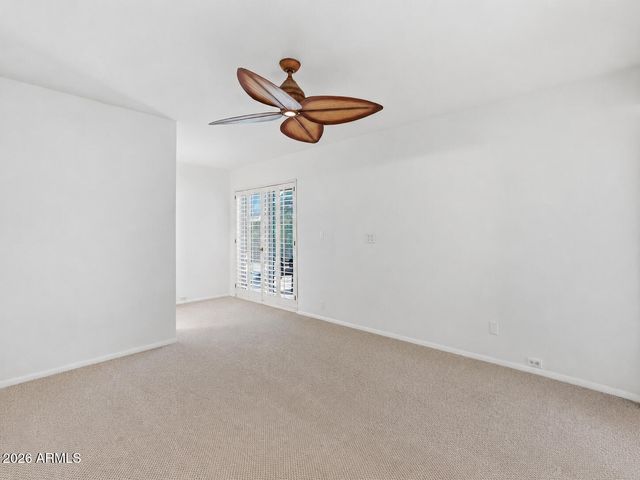 1915 E LINGER Lane, Phoenix, AZ 85020