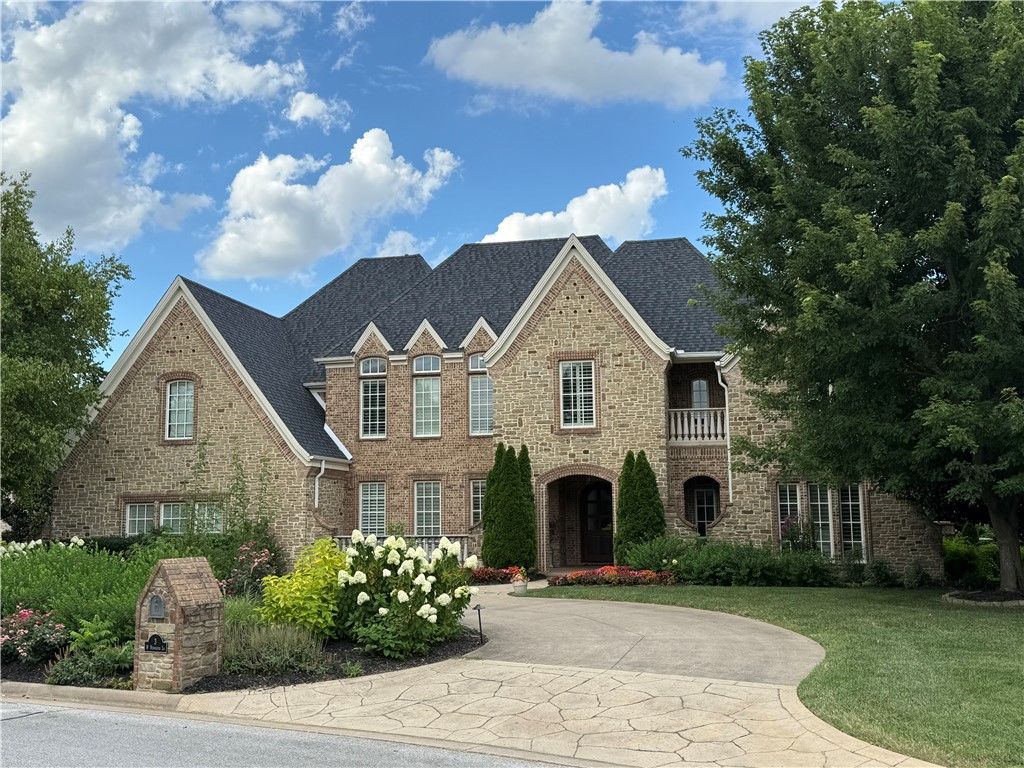 3 W Newhaven Lane, Rogers, AR 72758