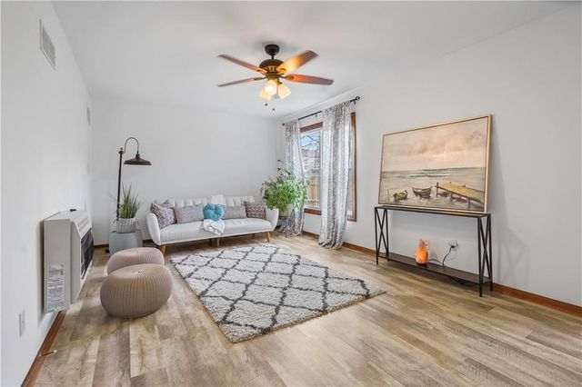 16390 S Blake Street, Olathe, KS 66062