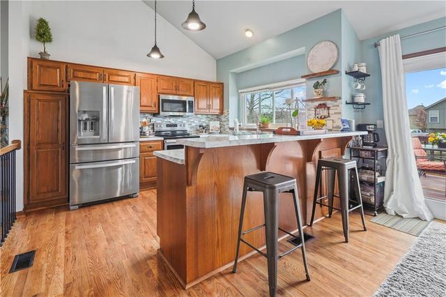 16390 S Blake Street, Olathe, KS 66062