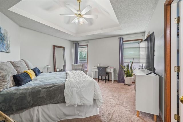 16390 S Blake Street, Olathe, KS 66062