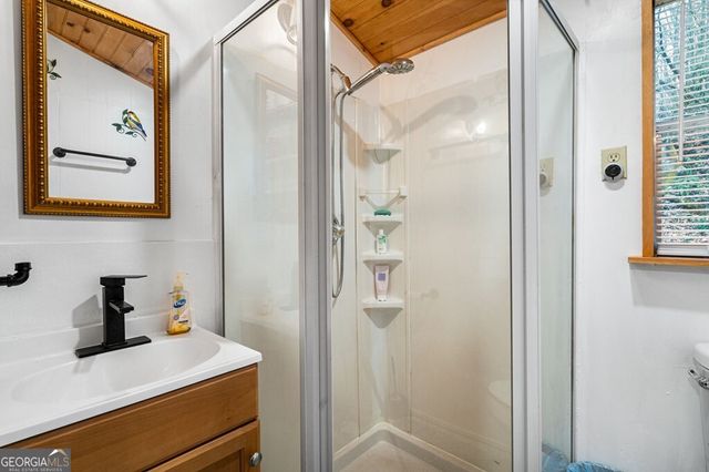 102 Hideaway Cove, Hayesville, NC 28904