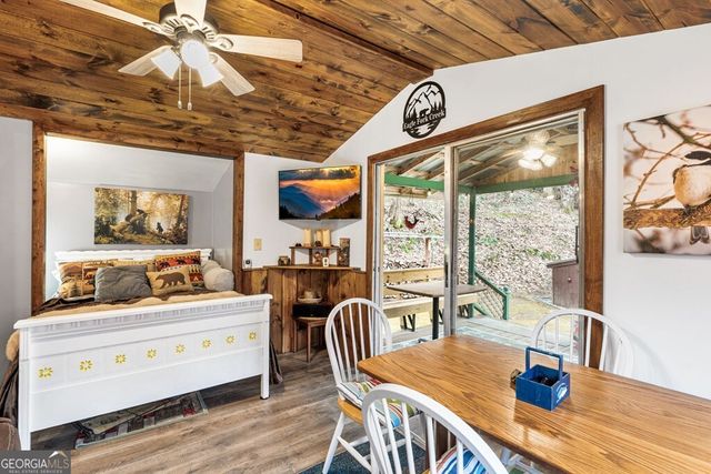 102 Hideaway Cove, Hayesville, NC 28904