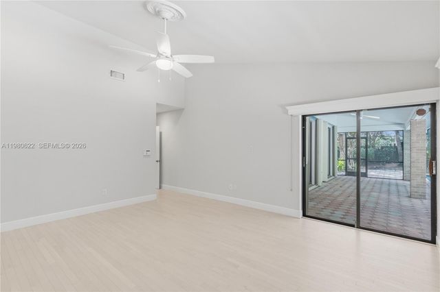 11028 SW 77th Ct Cir, Pinecrest, FL 33156