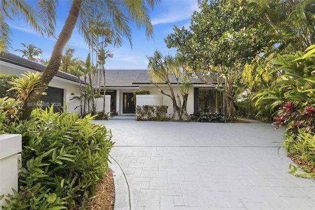 11028 SW 77th Ct Cir, Pinecrest, FL 33156