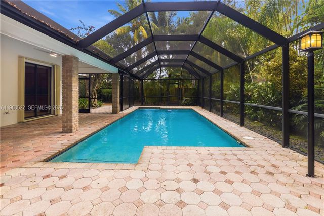 11028 SW 77th Ct Cir, Pinecrest, FL 33156