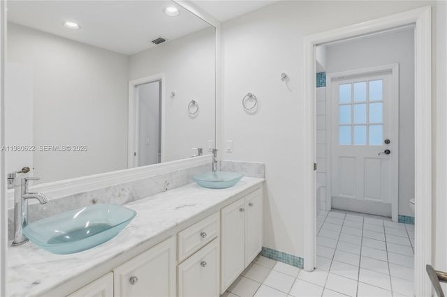 11028 SW 77th Ct Cir, Pinecrest, FL 33156