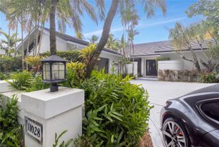 11028 SW 77th Ct Cir, Pinecrest, FL 33156