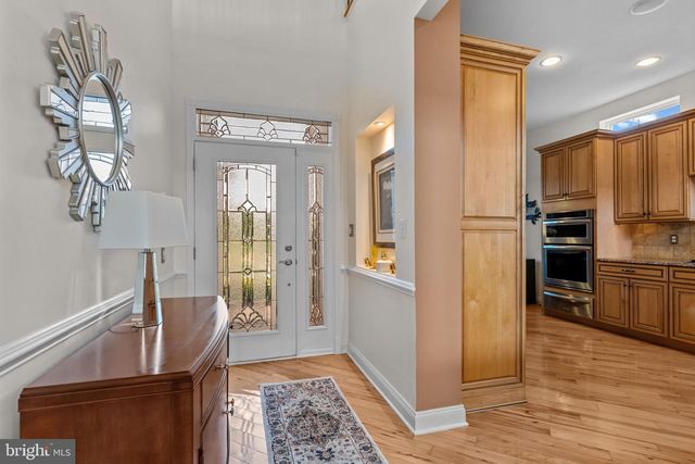 195 ROOSEVELT DR, Yardley, PA 19067