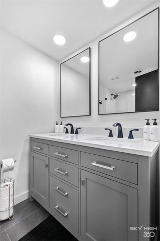 2806 W Highland Drive, Rogers, AR 72756