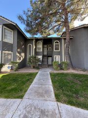 255 S KYRENE Road 140, Chandler, AZ 85226