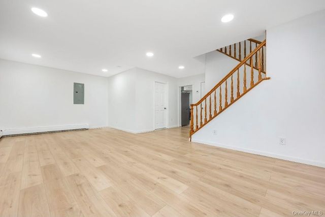 54 5th Street, Ronkonkoma, NY 11779