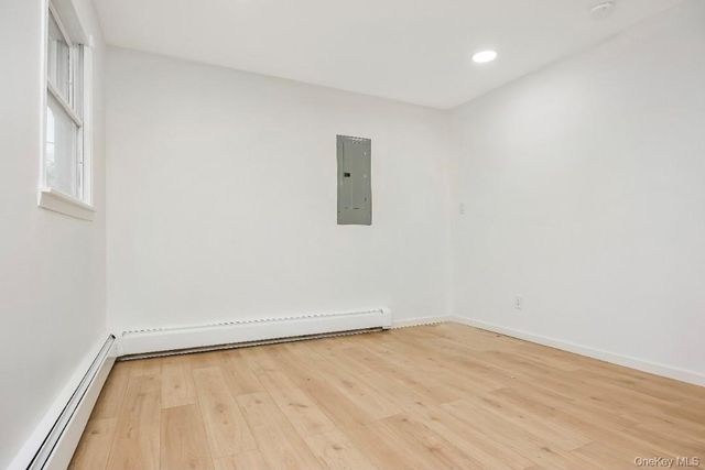 54 5th Street, Ronkonkoma, NY 11779