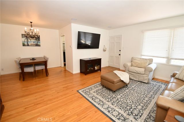 5206 Torrance Boulevard, Torrance, CA 90503