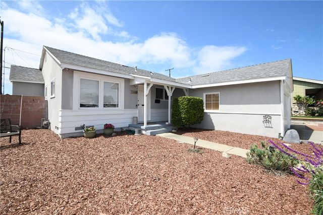 5206 Torrance Boulevard, Torrance, CA 90503