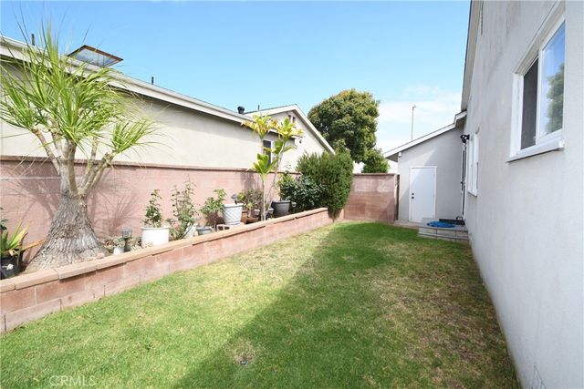 5206 Torrance Boulevard, Torrance, CA 90503