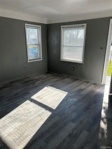 13500 Heyden Street, Detroit, MI 48223