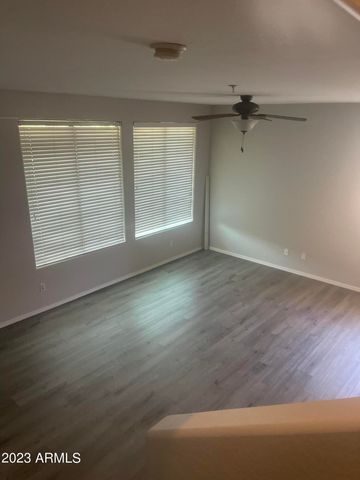 21655 N 36TH Avenue 135, Glendale, AZ 85308