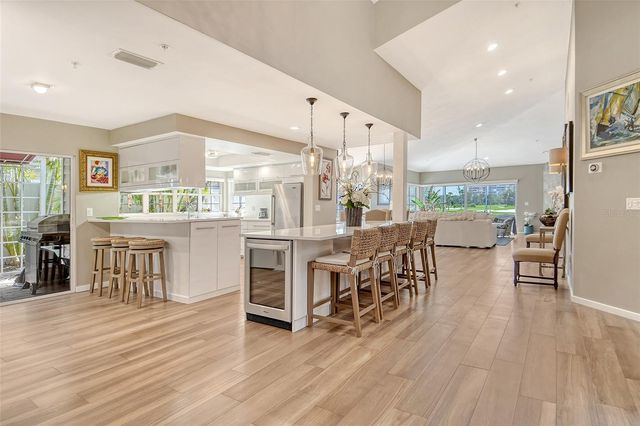 3427 WINDING OAKS DRIVE 14, Longboat Key, FL 34228