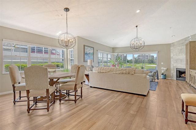 3427 WINDING OAKS DRIVE 14, Longboat Key, FL 34228