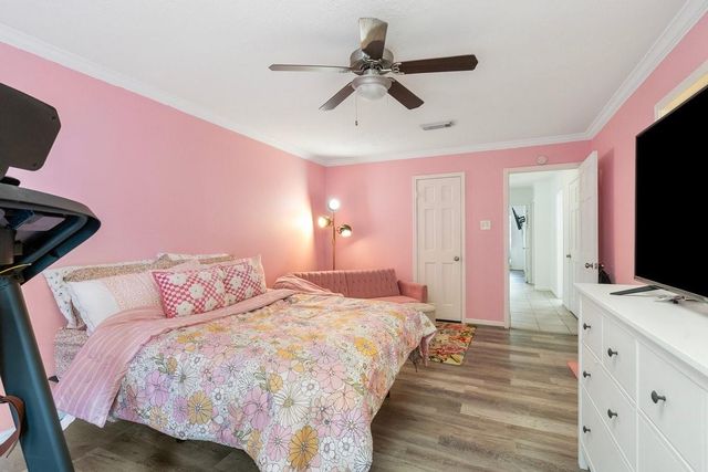 2214 Deer Valley Drive, Spring, TX 77373