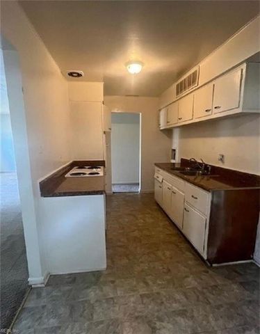 3409 Raintree RD, Virginia Beach, VA 23452