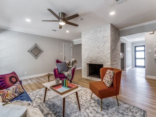 2323 Van Cleave Drive, Dallas, TX 75216