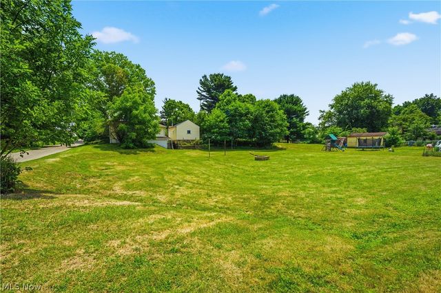 1476 Kracker Street NW, Massillon, OH 44646