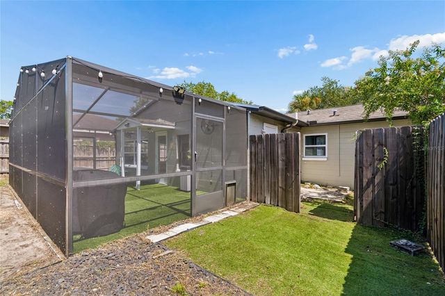 1904 W MEADOWBROOK AVENUE, Tampa, FL 33612