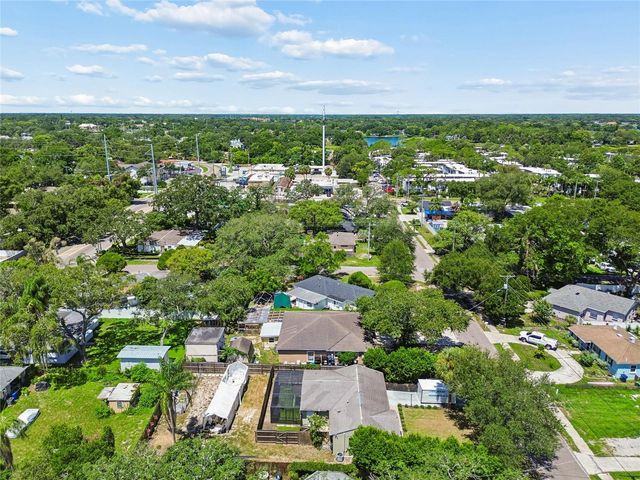 1904 W MEADOWBROOK AVENUE, Tampa, FL 33612