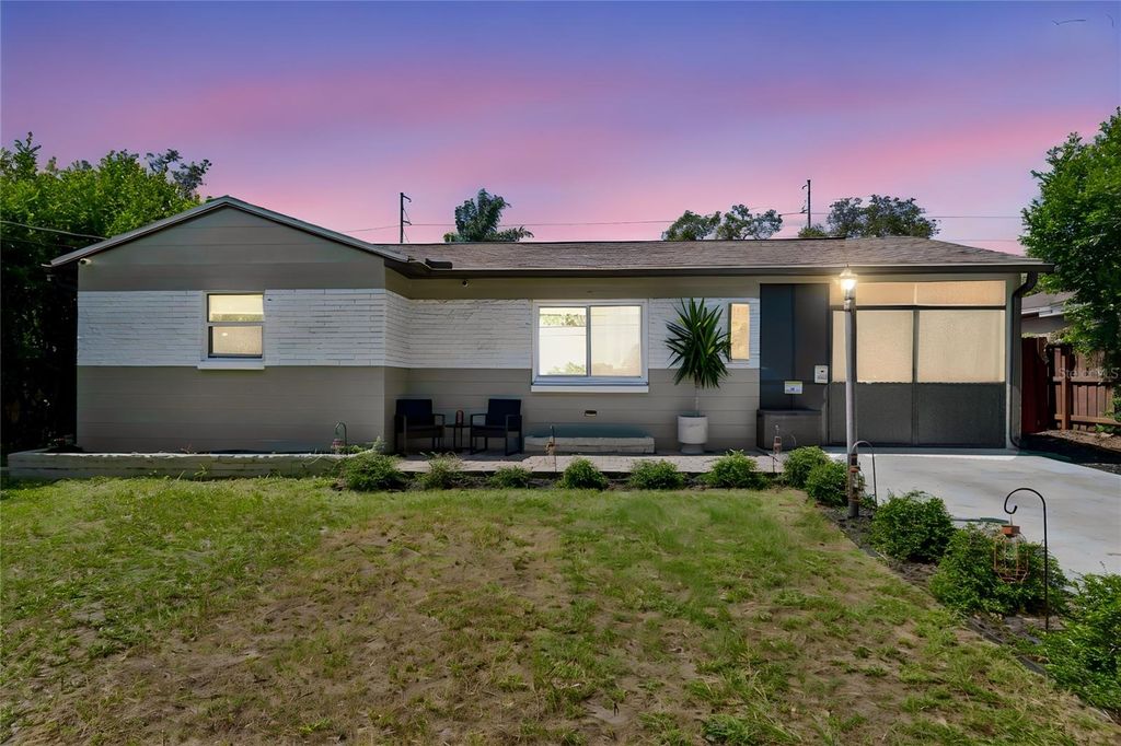 1904 W MEADOWBROOK AVENUE, Tampa, FL 33612