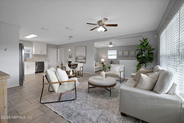 42 DOLPHIN Boulevard, Ponte Vedra Beach, FL 32082