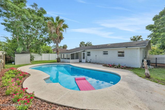 42 DOLPHIN Boulevard, Ponte Vedra Beach, FL 32082