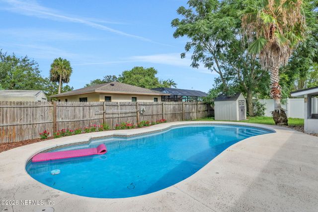 42 DOLPHIN Boulevard, Ponte Vedra Beach, FL 32082