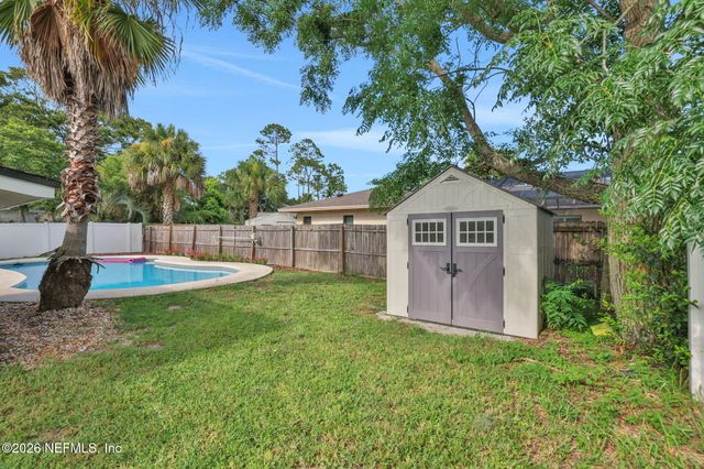 42 DOLPHIN Boulevard, Ponte Vedra Beach, FL 32082