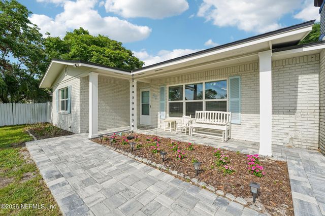 42 DOLPHIN Boulevard, Ponte Vedra Beach, FL 32082