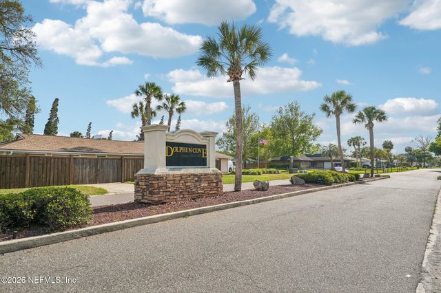 42 DOLPHIN Boulevard, Ponte Vedra Beach, FL 32082